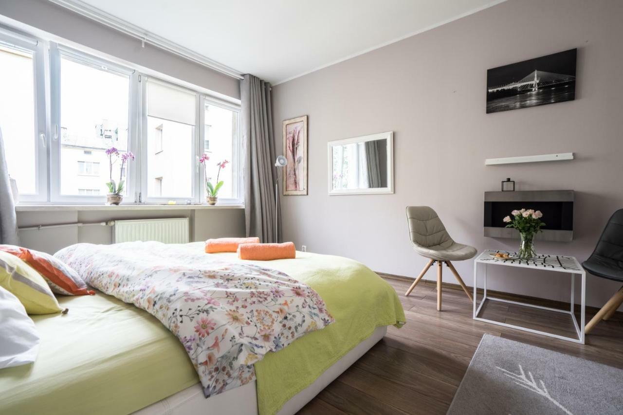 Cosy, Sunny, Next To Wisła River Apartament Warszawa